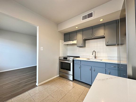 3rd image of 4133 Germania St #2F