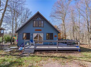6011 Boardwalk Dr, Tobyhanna, PA