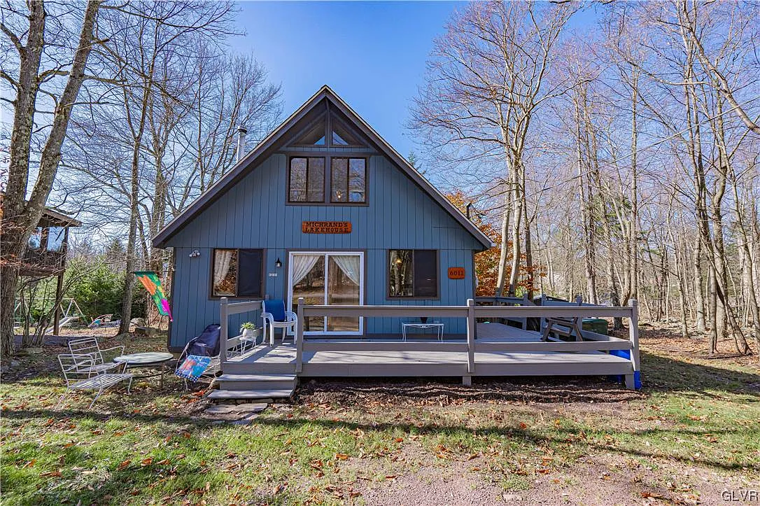6011 Boardwalk Dr photo 1