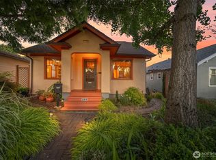 2418 Ellis St, Bellingham, WA 98225