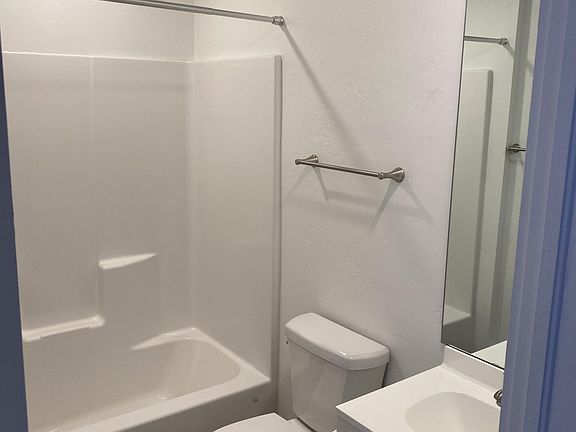 4th image of 210 Aspen Airport Business Ctr Suite Gg