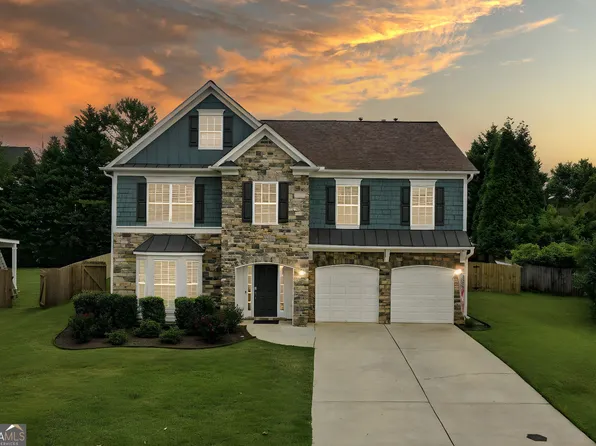 5525 Fieldfreen Dr, Cumming, GA 30028