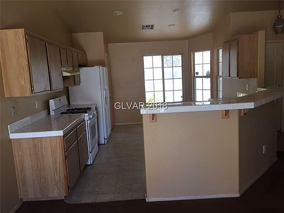 2nd image of 5157 Comida Ln