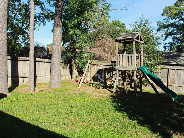 4406 Lost Lake Ln — Photo 29