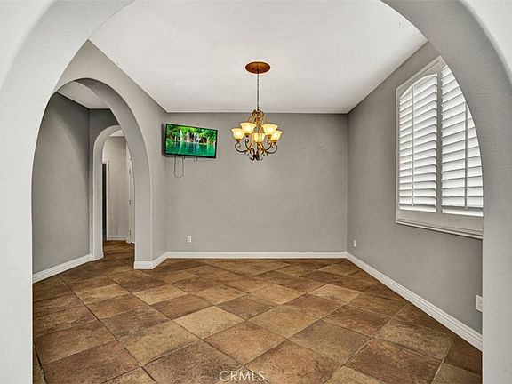 4th image of 1110 Laurelhurst Hts
