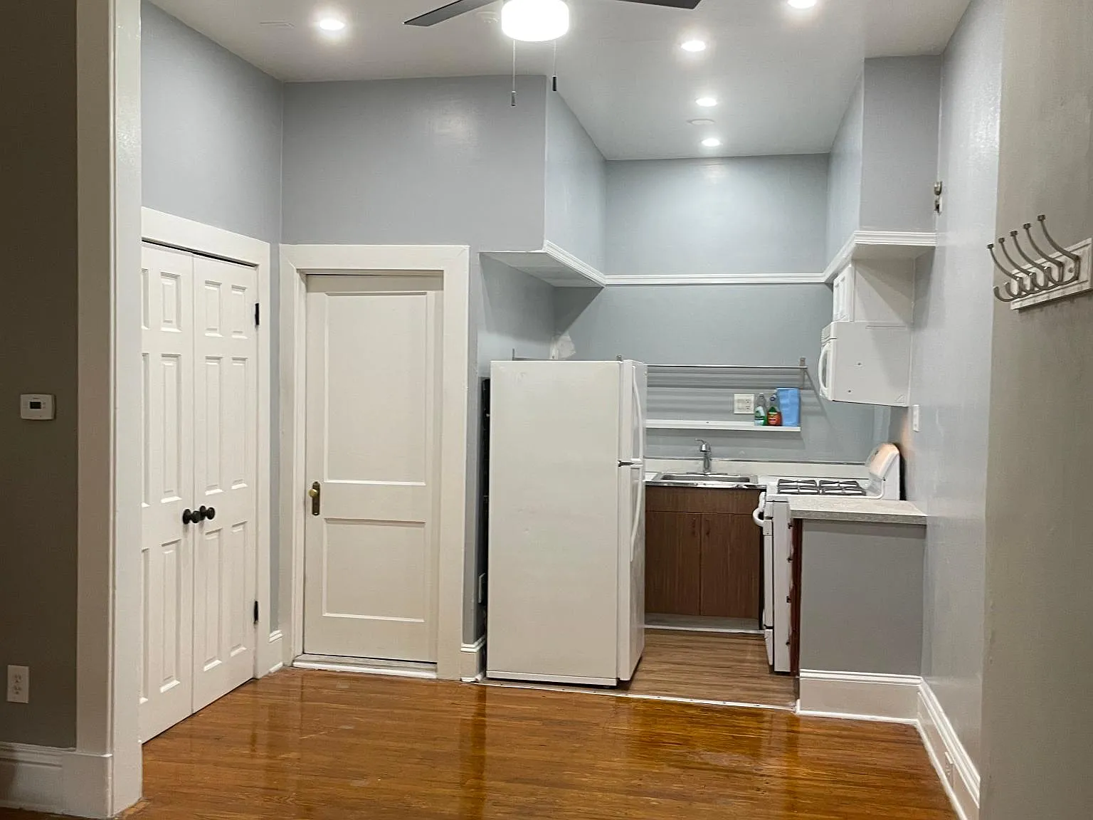 1 bed, 500 sqft, $1,250 — Photo 2