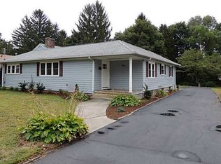 60 North St, Warwick, RI 02886