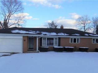 5932 Millwood Dr, Broadview Heights, OH 44147