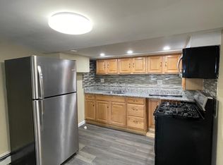 321 Grove St, Perth Amboy, NJ 08861