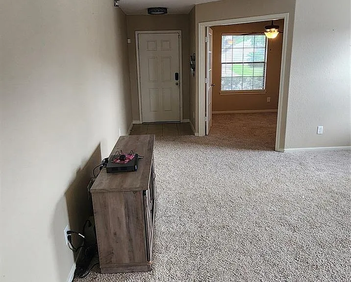 8830 Summerset Meadow Ct — Photo 15