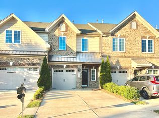 723 Piedmont Crossing Dr, High Point, NC 27265