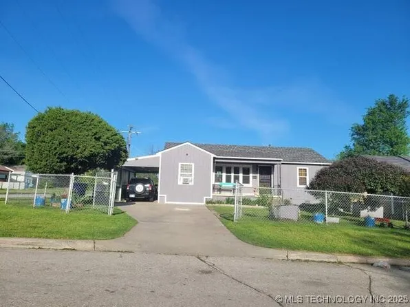 1023 N 68th St, Tulsa, OK 74126