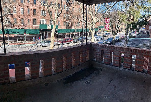 1st image of 4708 Skillman Ave #2