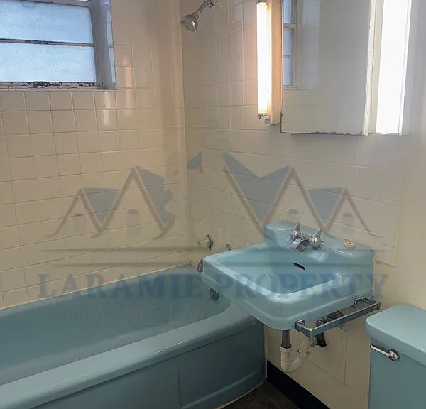 309 S 10th St #20 — Photo 9