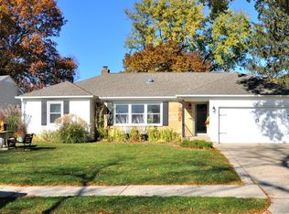 2912 Pelham Rd, Rockford, IL 61107