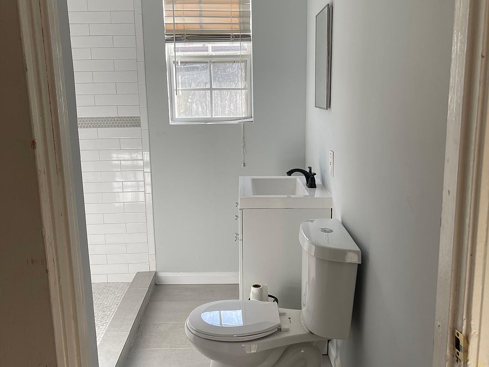 2nd image of 7129 Avenue N