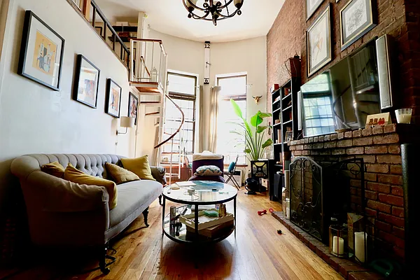 Rented by Spire Group | media 4