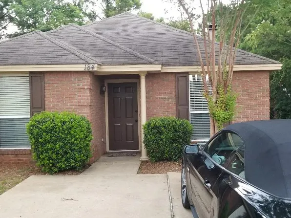 184 Millridge Dr, Millbrook, AL 36054