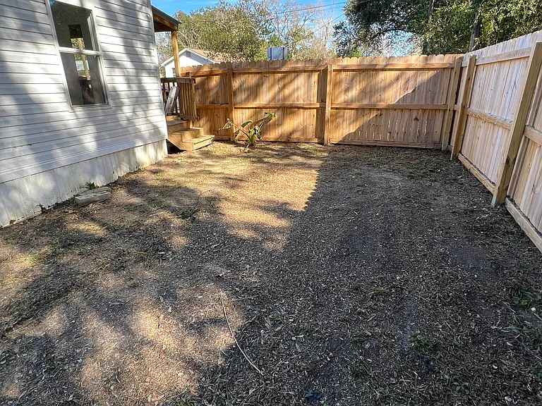 201 Rocky Ave — Photo 25