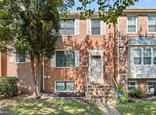 3943 Tallow Tree Pl, Fairfax, VA 22033