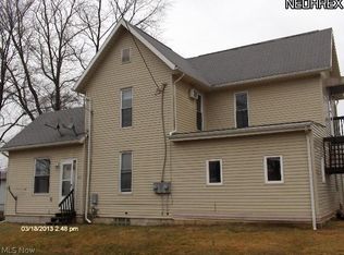323 W Grant St, Malvern, OH 44644