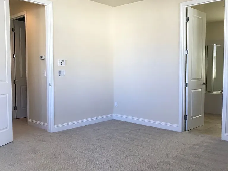2205 Heavenly View Trl — Photo 24