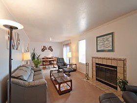 5th image of 1678 E Parkridge Dr