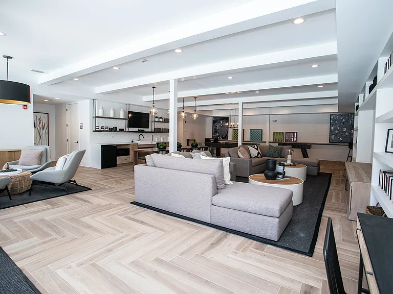The Ashford Apartments — Photo 11