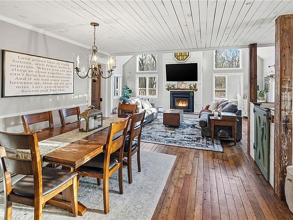 3rd image of 97 Angell Rd