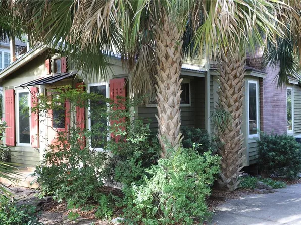 272 Orange St #A-b, Palm Harbor, FL 34683