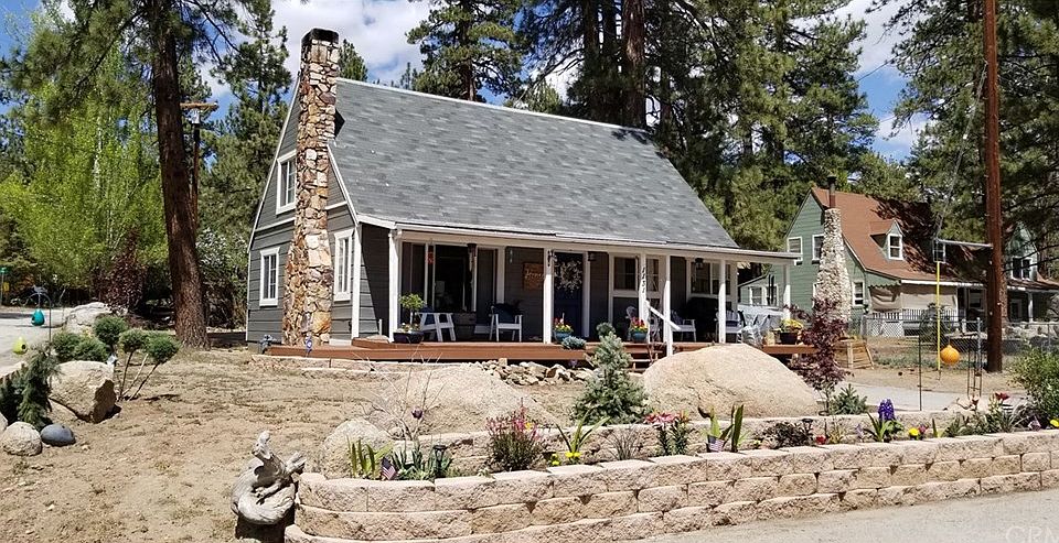 1st image of 1131 Comanche Dr