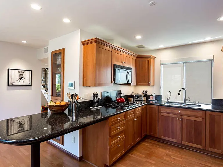 2473 Geranium St — Photo 25
