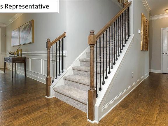 3rd image of 6004 Oakmere Dr