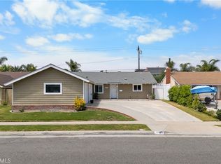 17551 Misty Ln, Huntington Beach, CA 92649