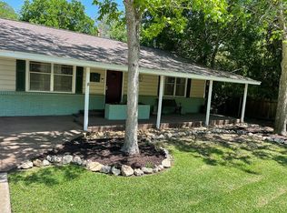3203 Avenue H, Bay City, TX 77414
