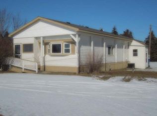 309 E Curtis Rd, Hope, MI 48628