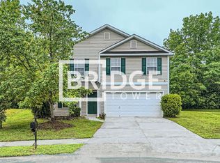 2100 Cranberry Woods Ct, Charlotte, NC 28208