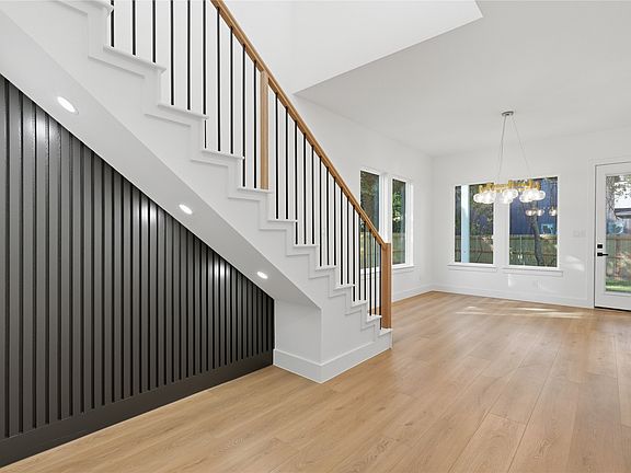 3rd image of 5806 Carlton Garrett St