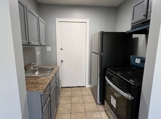 74th St, Chicago, IL 60621