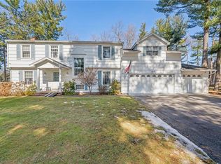 591 Saint Ritas Ct, Webster, NY 14580