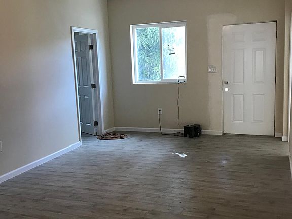2nd image of 3503 Pomeroy St