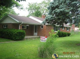 10 Elmwood Dr, Springboro, OH 45066