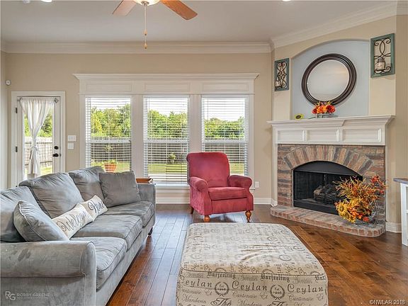 3rd image of 338 Avondale Ln