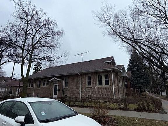 2nd image of 4945 N California Ave