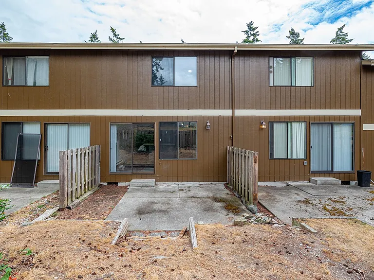 111 NW Columbia Dr #B3 — Photo 21