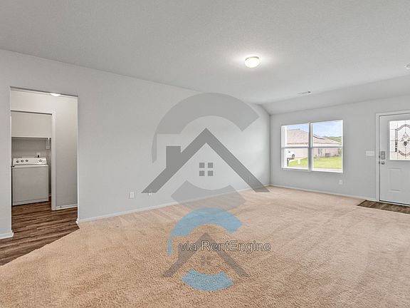 3rd image of 9 Summer Breeze Rd