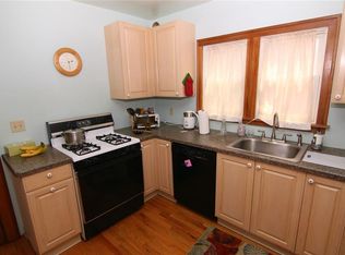 72 Marion St, Rochester, NY 14610