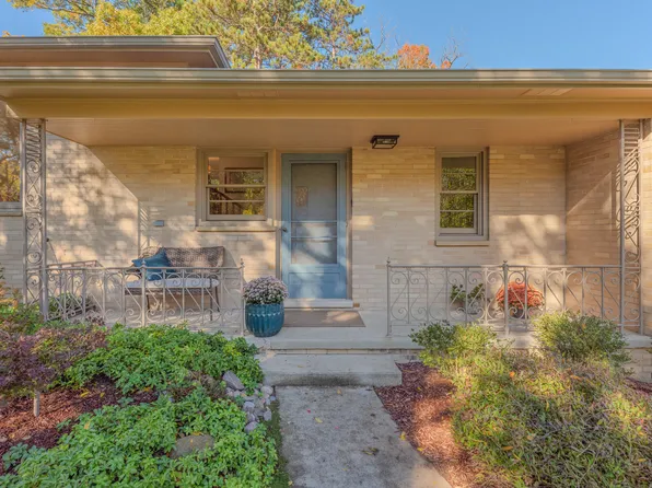 20 Heatheridge St, Ann Arbor, MI 48104