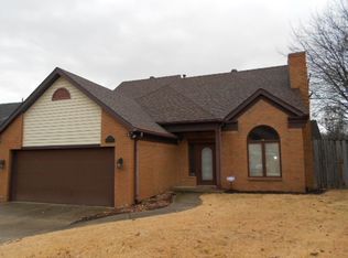 701 Woodbine, Terre Haute, IN 47803