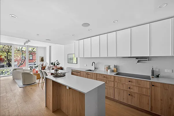 Kitchen, photo 2